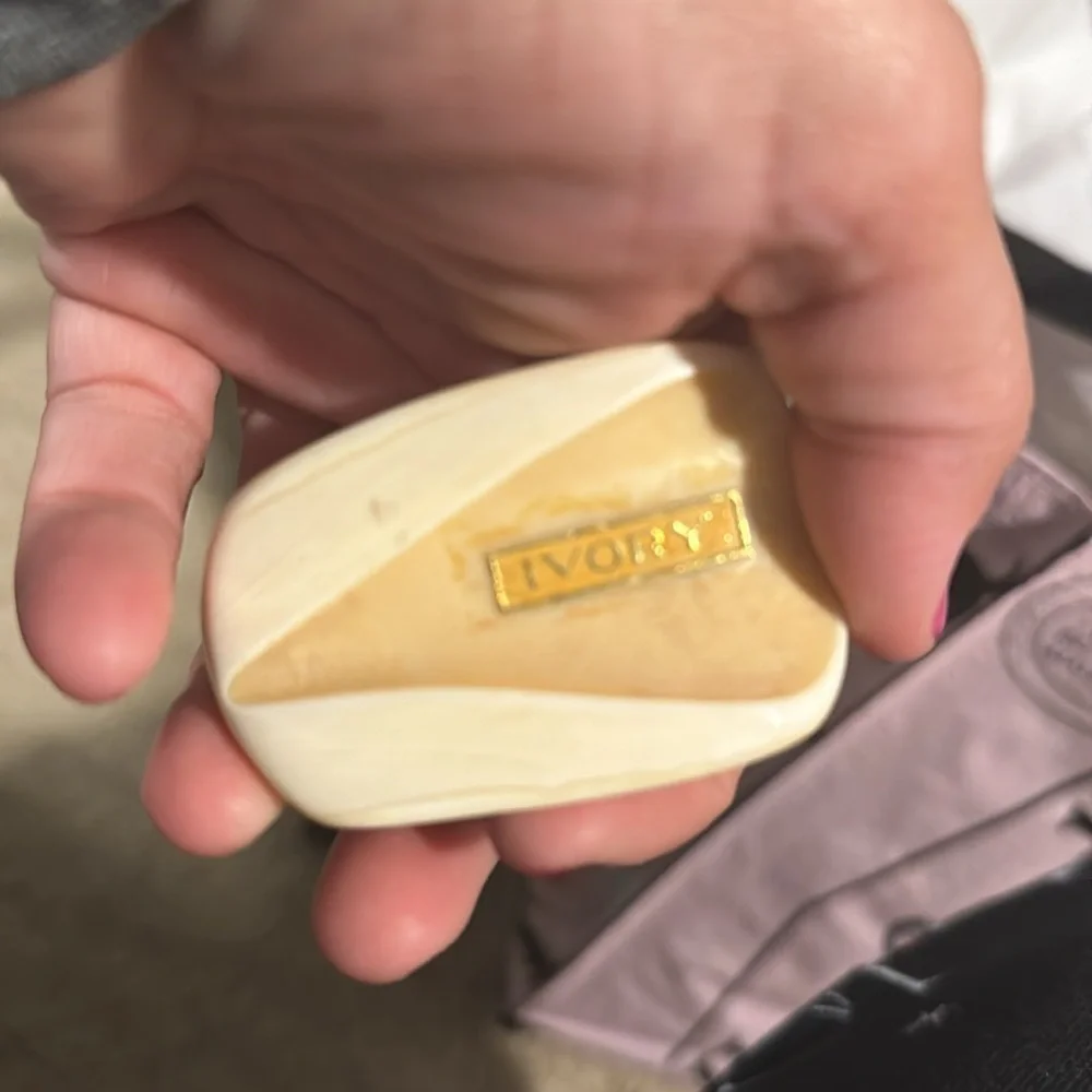 Native carved ivory walrus. Vintage - Picture 2 of 2